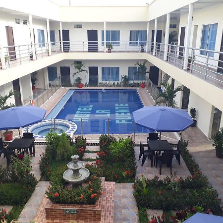 Hotel La Fuente J.N La Macarena 外观 照片